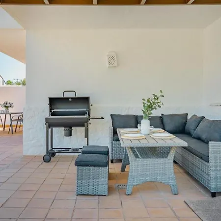 Apartment 36 With Large Garden, Pool And Padel Court In Golf Hills